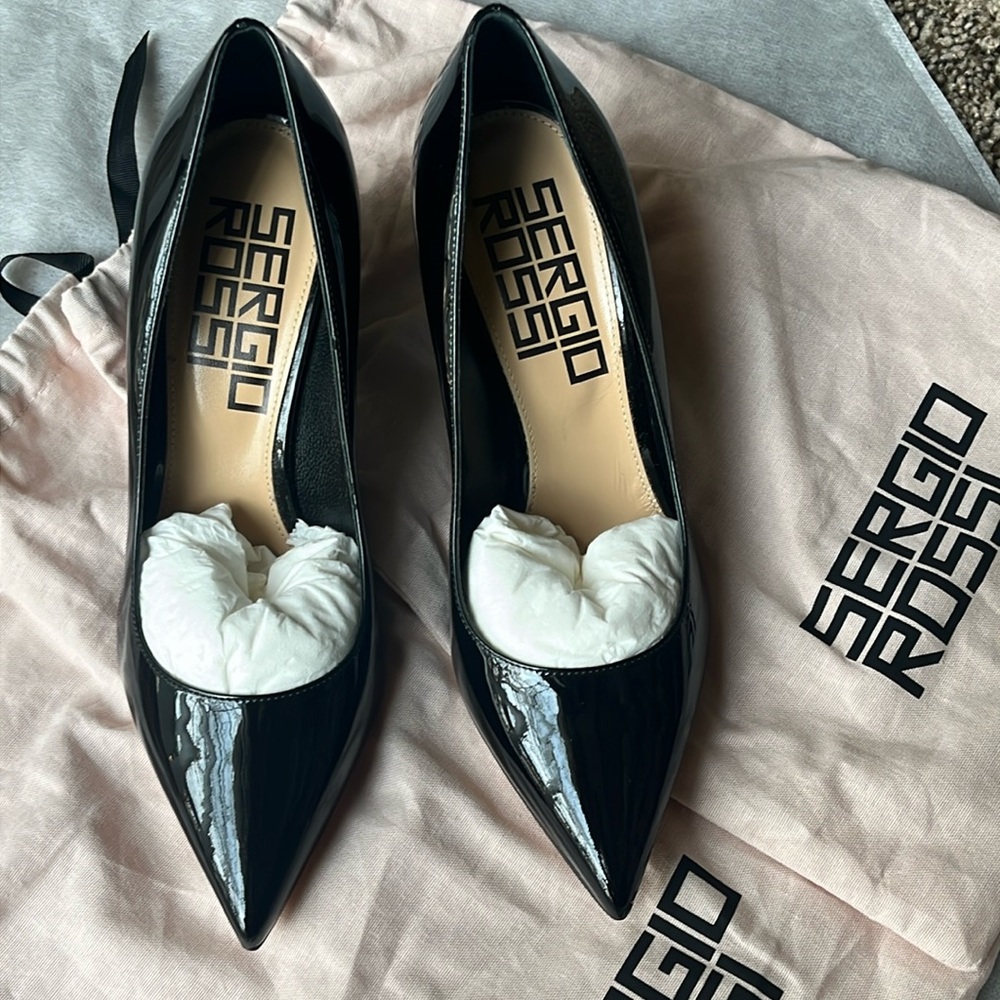 NWOT-Sergio Rossi Vero Cuoio Heels Pump Patent Leather, Made in Italy
